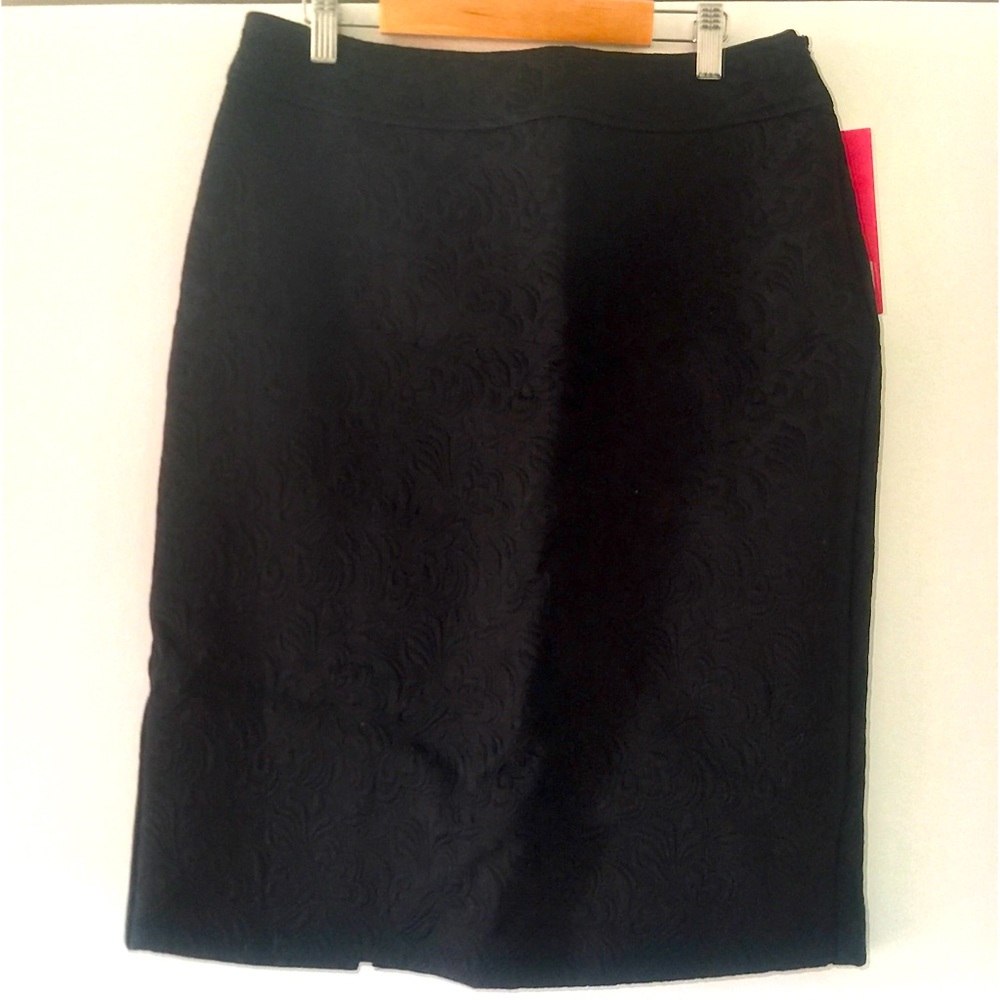 Floral textured jacquard pencil skirt - Picture 2 of 6